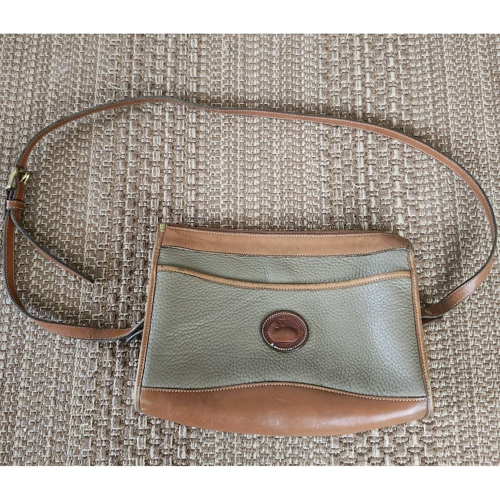 Vintage Dooney & Bourke Pebbled Leather Shoulder Bag Crossbody Taupe Tan Purse